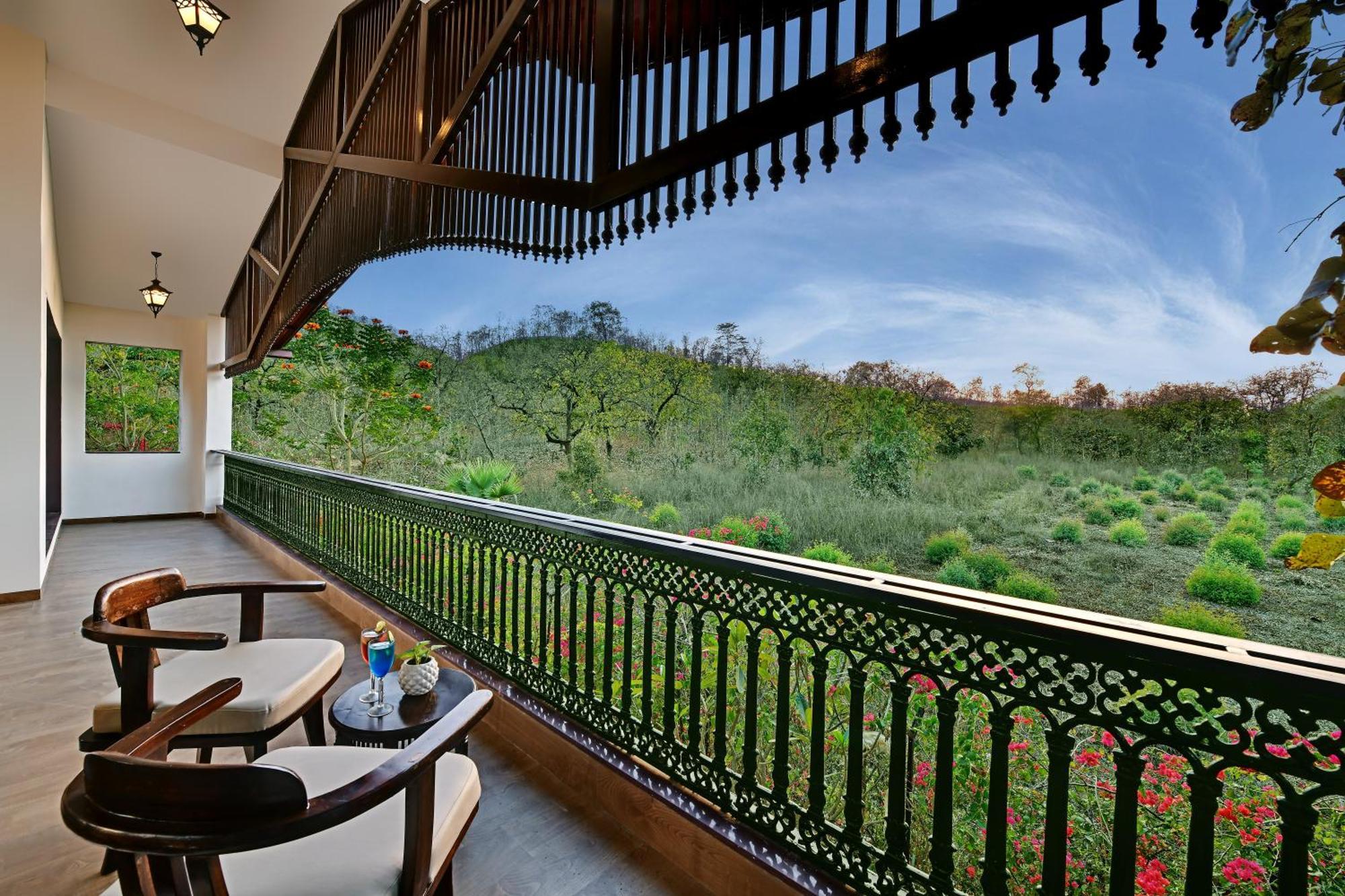 Bhanu The Fern Forest Resort & Spa, Jambughoda Exteriér fotografie